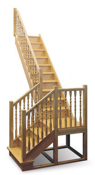 Какую лестницу выбрать деревянную или на металлокаркасе - деревянная лестница серийного производства